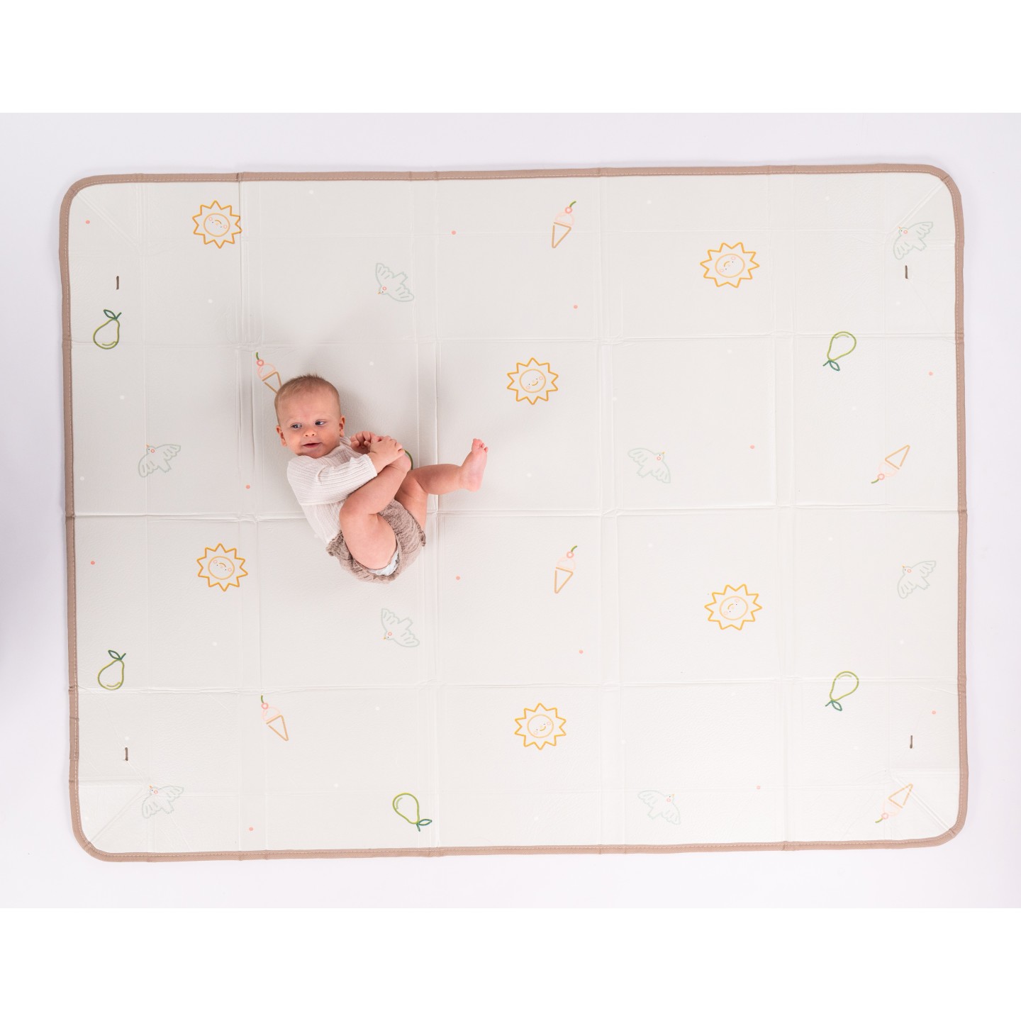 Tapis mousse à rebords
