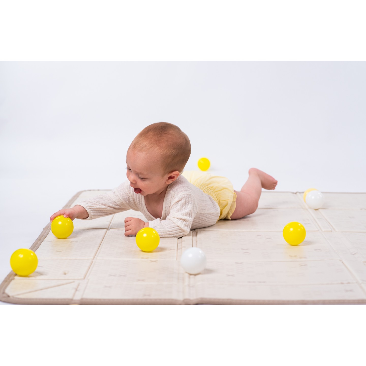 Tapis mousse à rebords