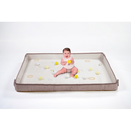 Tapis mousse à rebords
